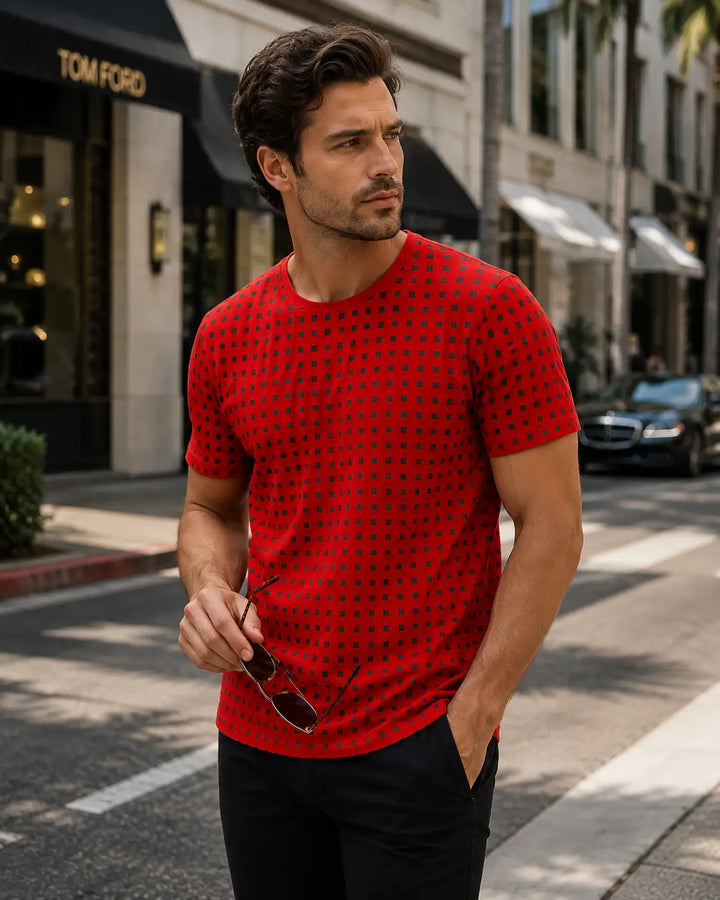 Geometric Halftone Effect Graphic Tee Red