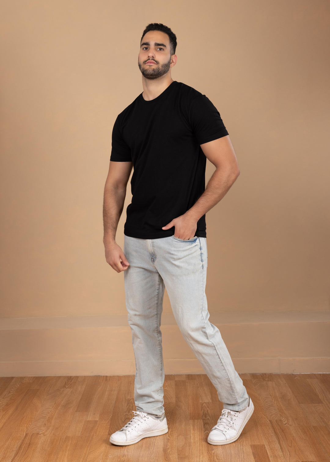 Solid Color Crew Neck T-Shirt