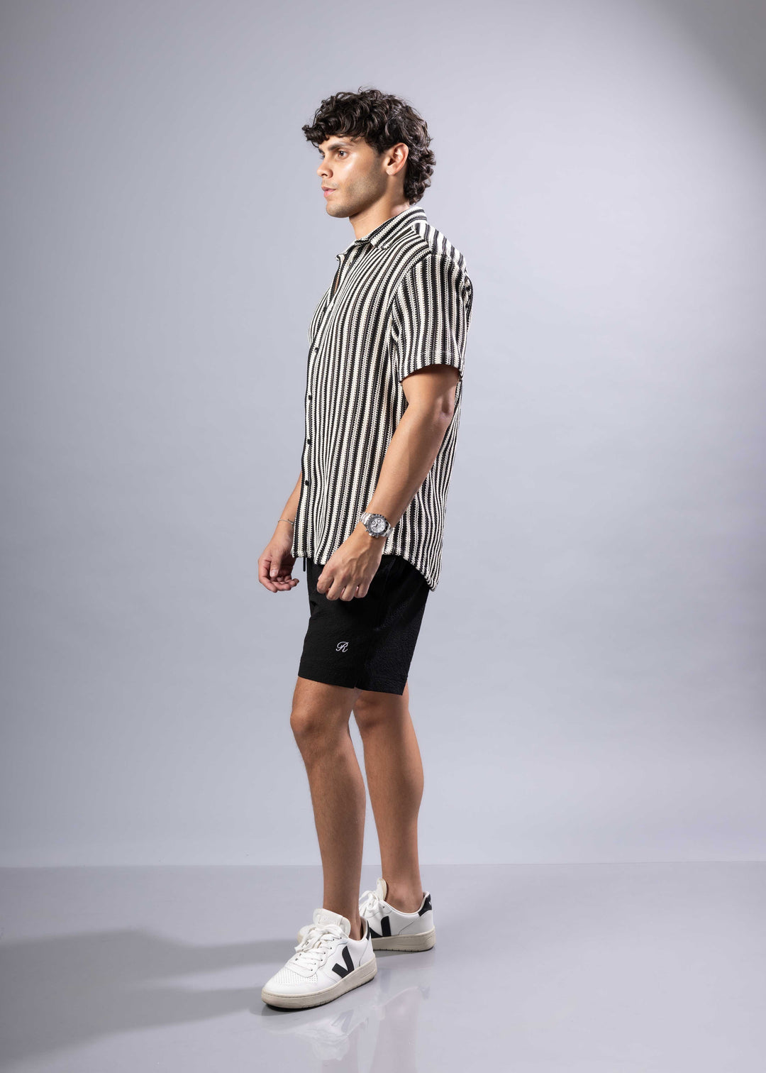 Men’s Modern Fit Striped Short Sleeve Shirt