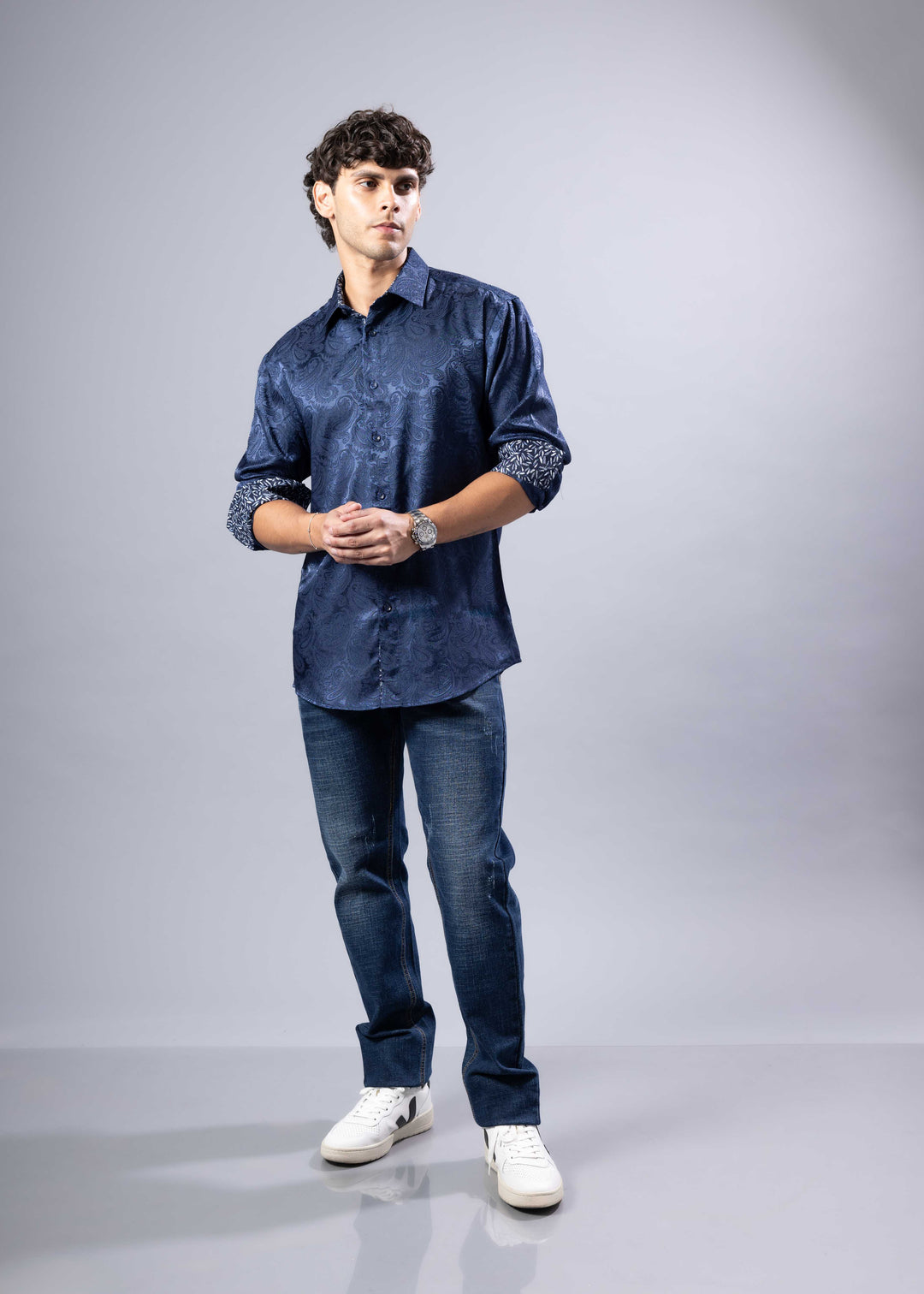 Elevated Jacquard Button-Up Shirt with Contrast Cuffs – Modern Fit