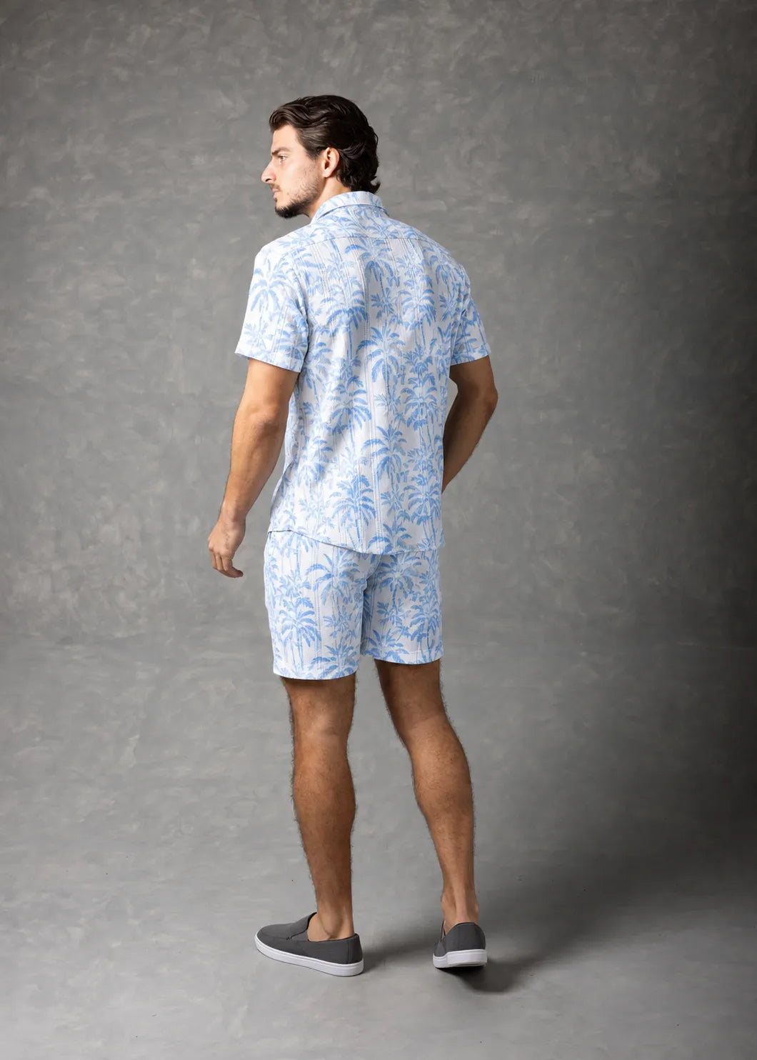 Coastal Palm Print Textured Knit Short Sleeve Button-Up Shirt