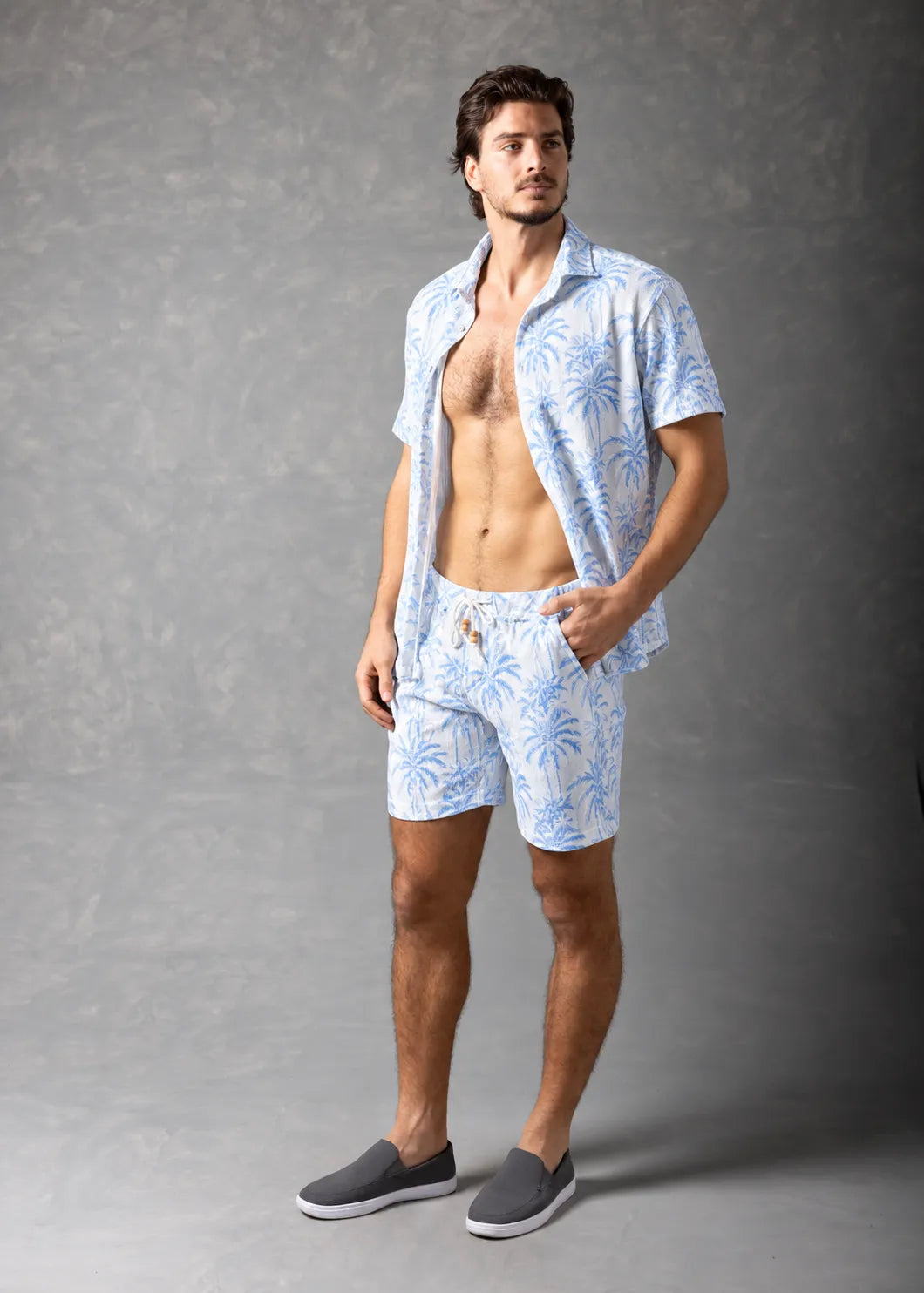 Coastal Palm Print Textured Knit Short Sleeve Button-Up Shirt
