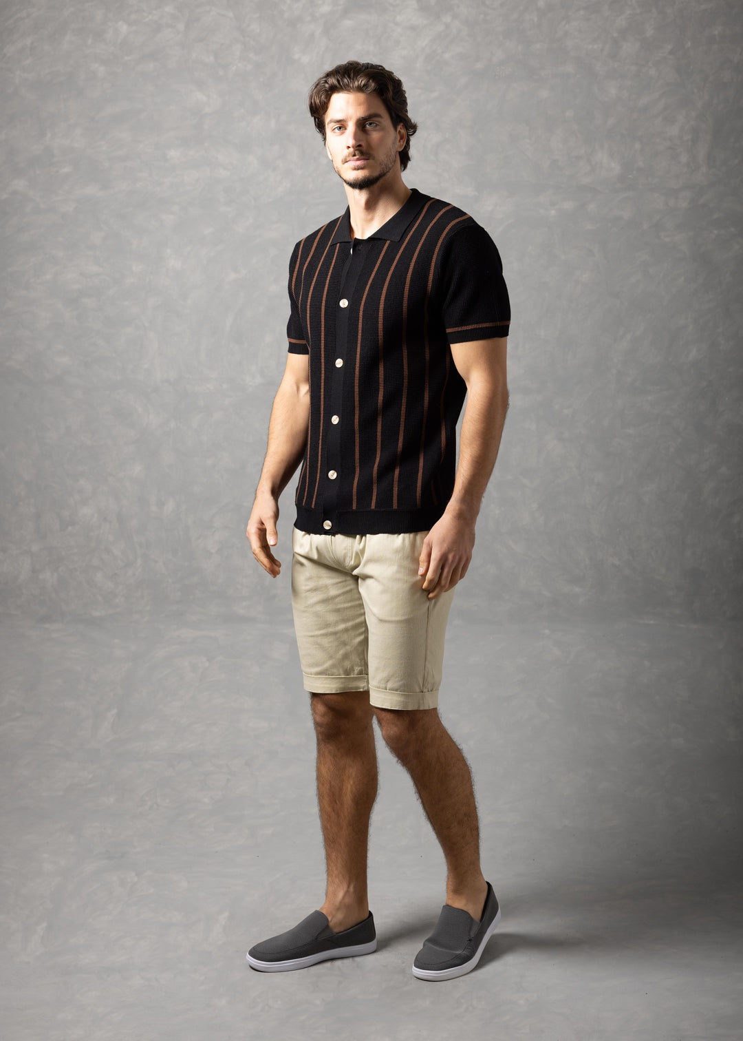 Capri Lines – Vertical Stripe Knit Short Sleeve Button-Up