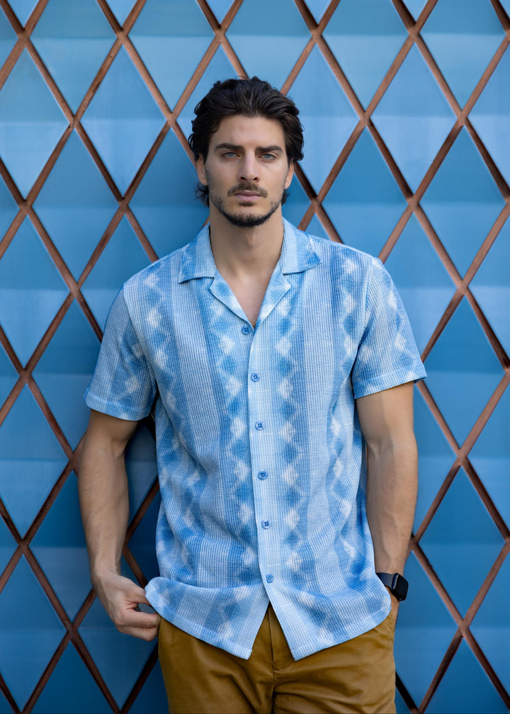 Azure Coast – Textured Diamond Knit Short Sleeve Button-Up
